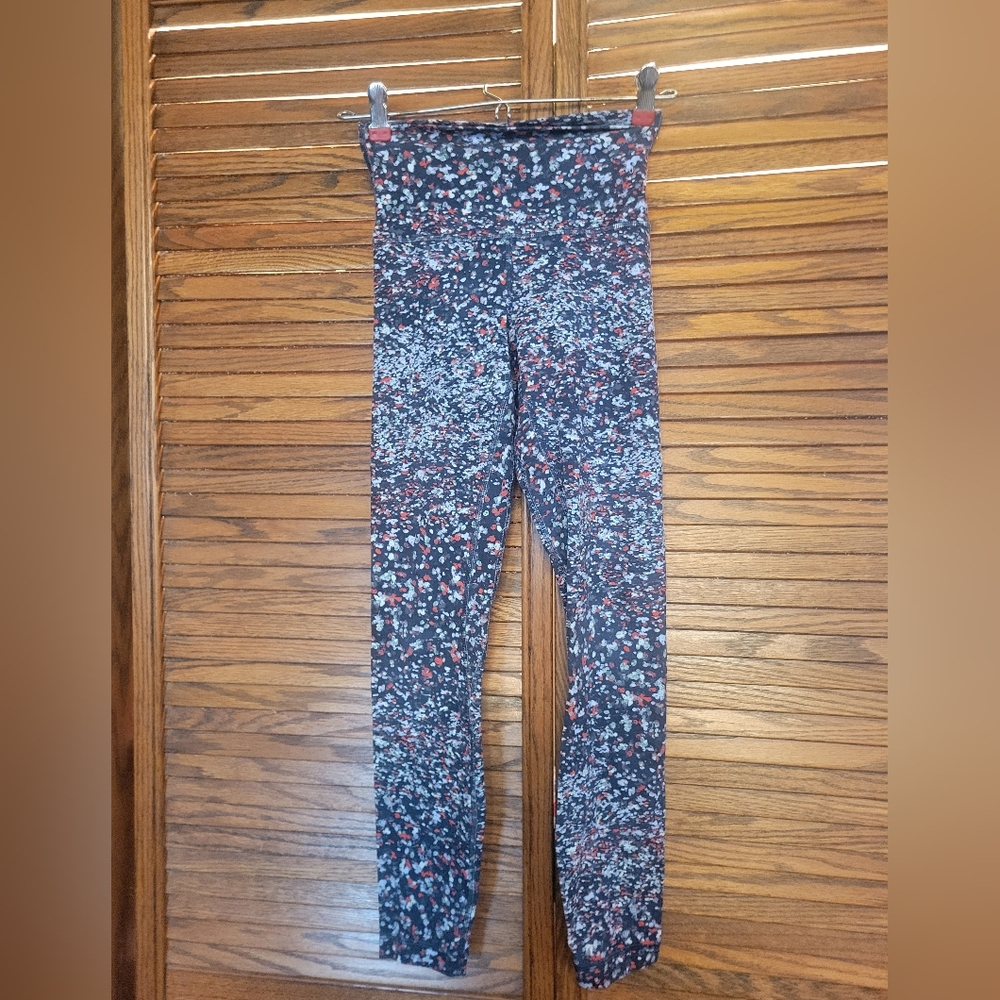 Lululemon Align Pant 25" high-rise legging in Water Blossom‎ Multi color Size 2